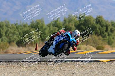 media/Nov-06-2022-SoCal Trackdays (Sun) [[208d2ccc26]]/Turn 7 Set 2 (1050am)/